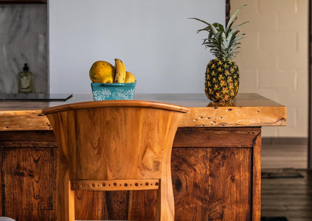 Breezy Beachfront Bali-Style Haven 180 Degree Oceanview Hau'ula Extérieur photo